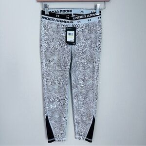 Under Armour Black and White Leggings with Modern Style